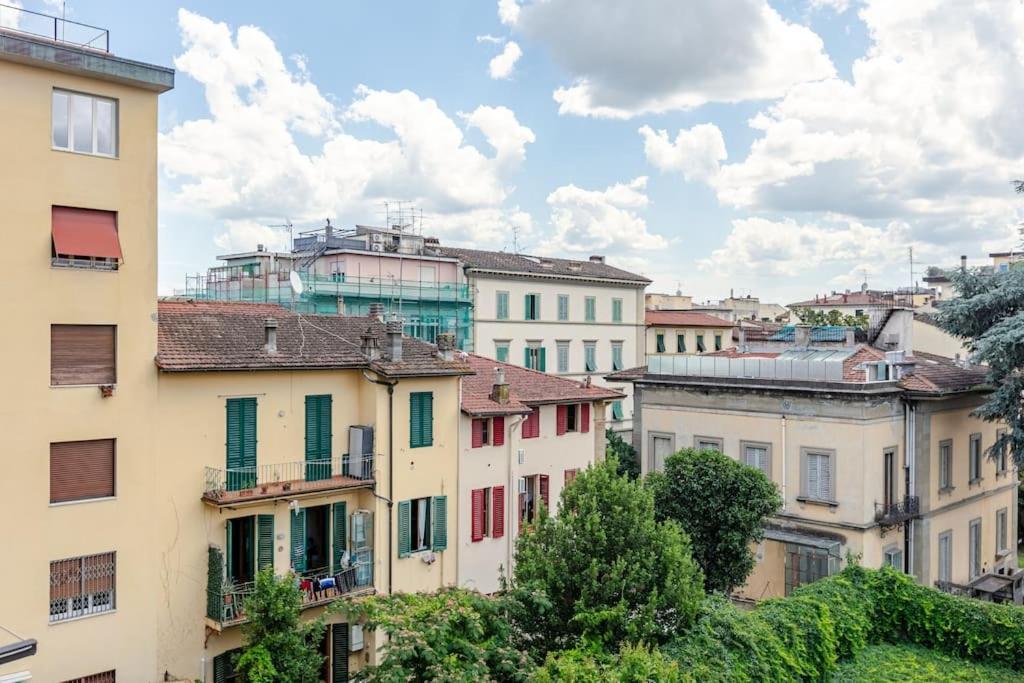 Luminoso Appartamento Fiorentino Florencia Exterior foto